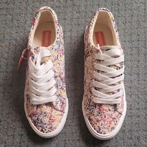 NWT Rocket Dog Multicolor Womens Sneakers Size 7M
